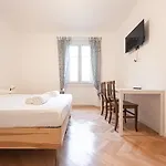 Apartment Rrrapido Sant' Ambrogio And - Via Olona *